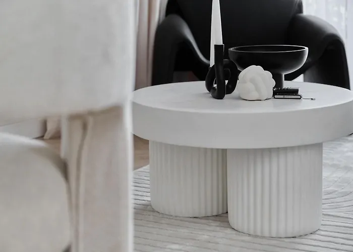 Apartman Luxurious 13th Floor Beige In With Furnished Balcony By Renters Prestige